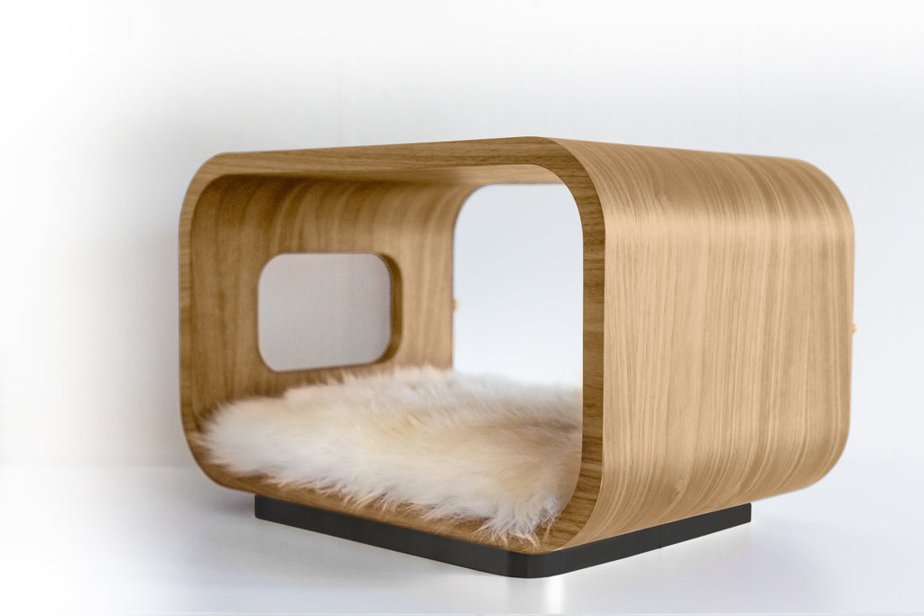 The LUNA Bed in White Oak