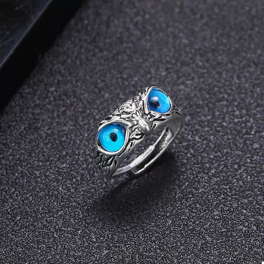 Blue Owl Eyes Silver Plated Ring