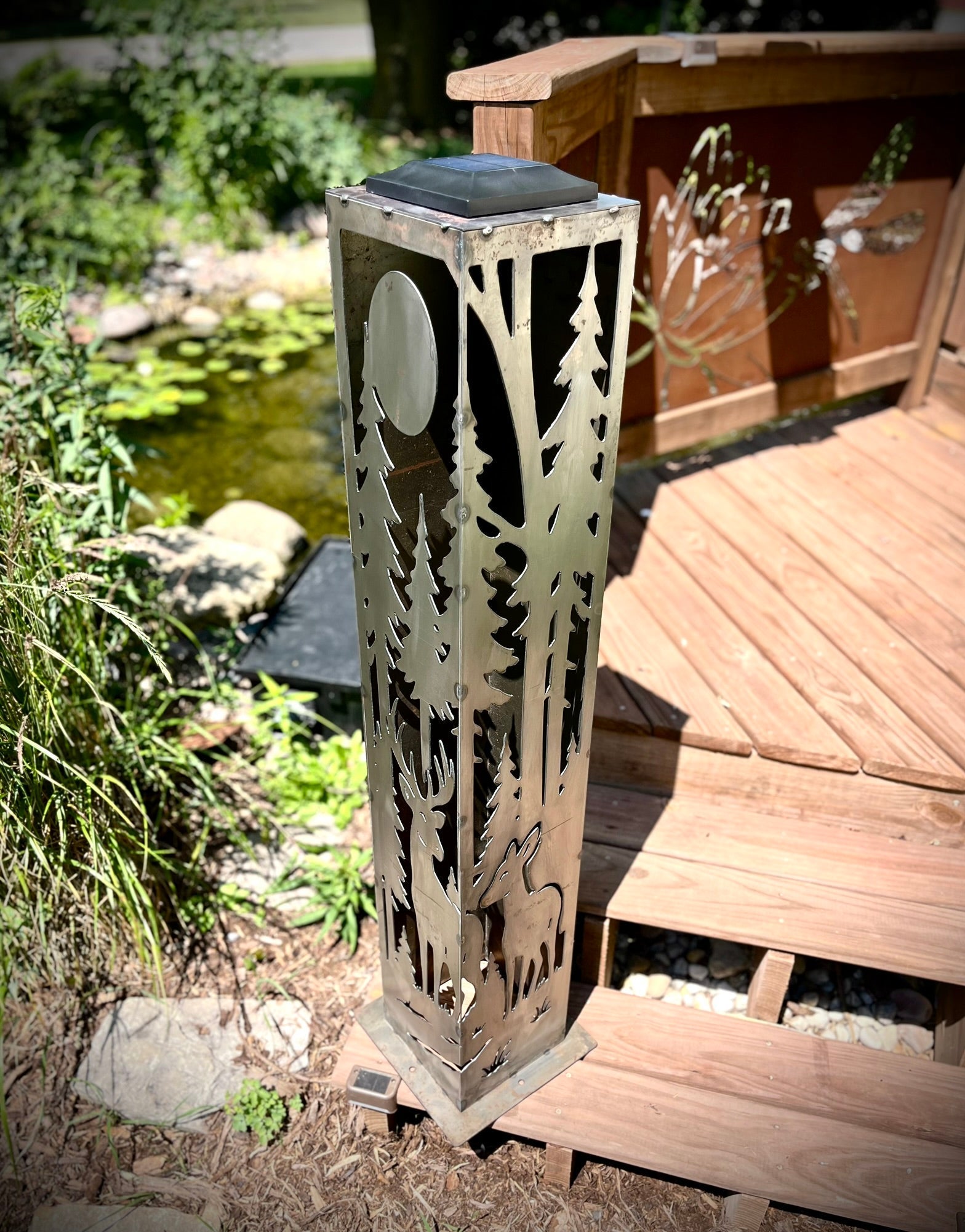 Deer at Dusk Corner Solar Pillar - Steel