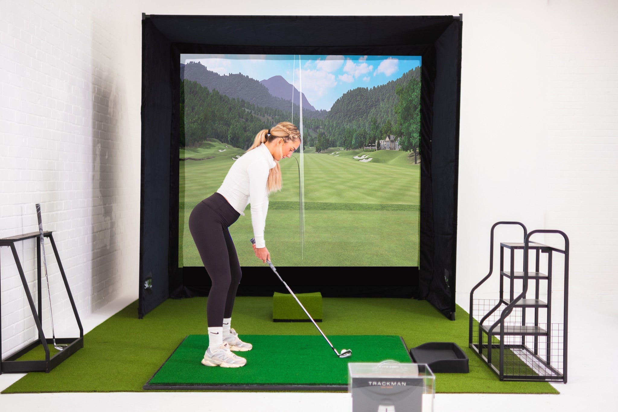 SimBox Golf Simulator